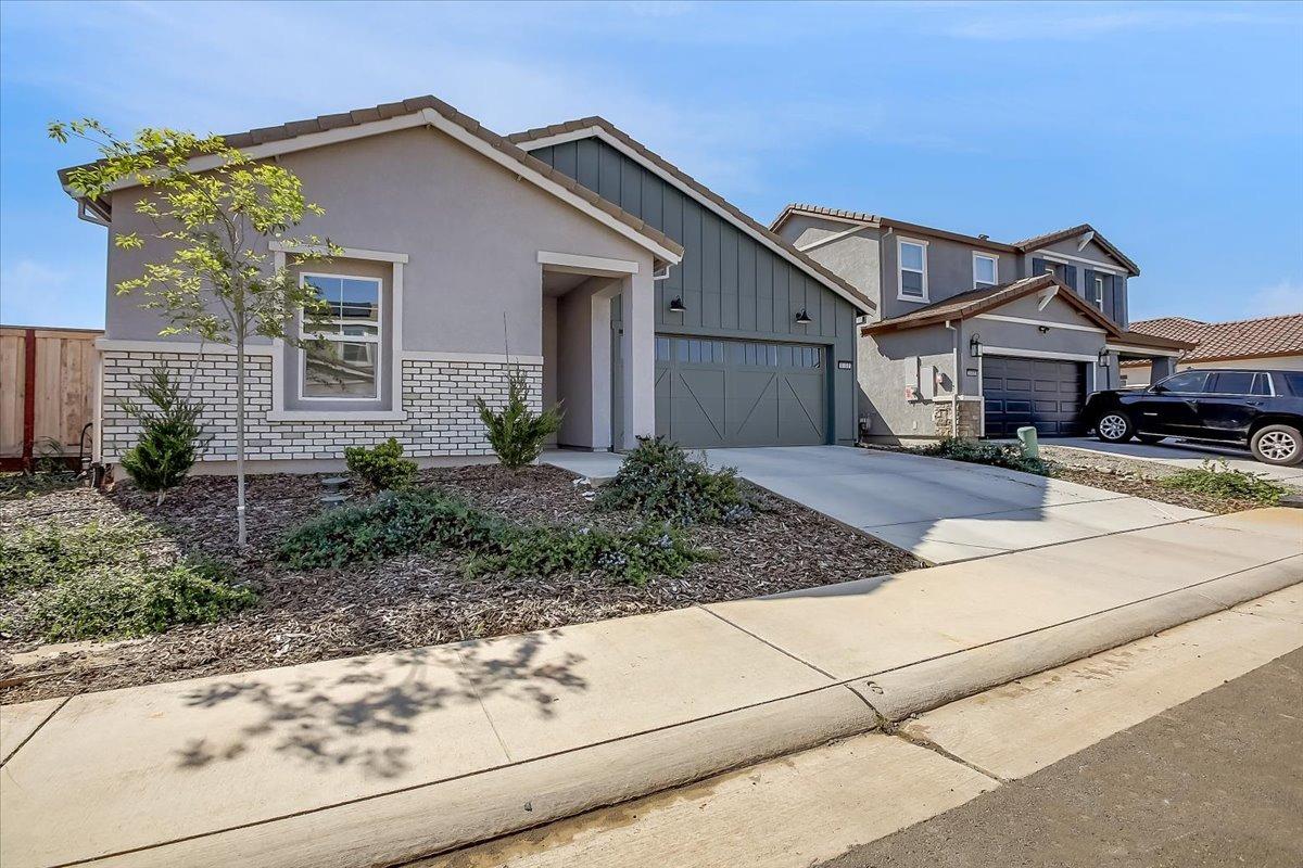 Detail Gallery Image 2 of 32 For 1108 Cedar Dr, Wheatland,  CA 95692 - 4 Beds | 2 Baths