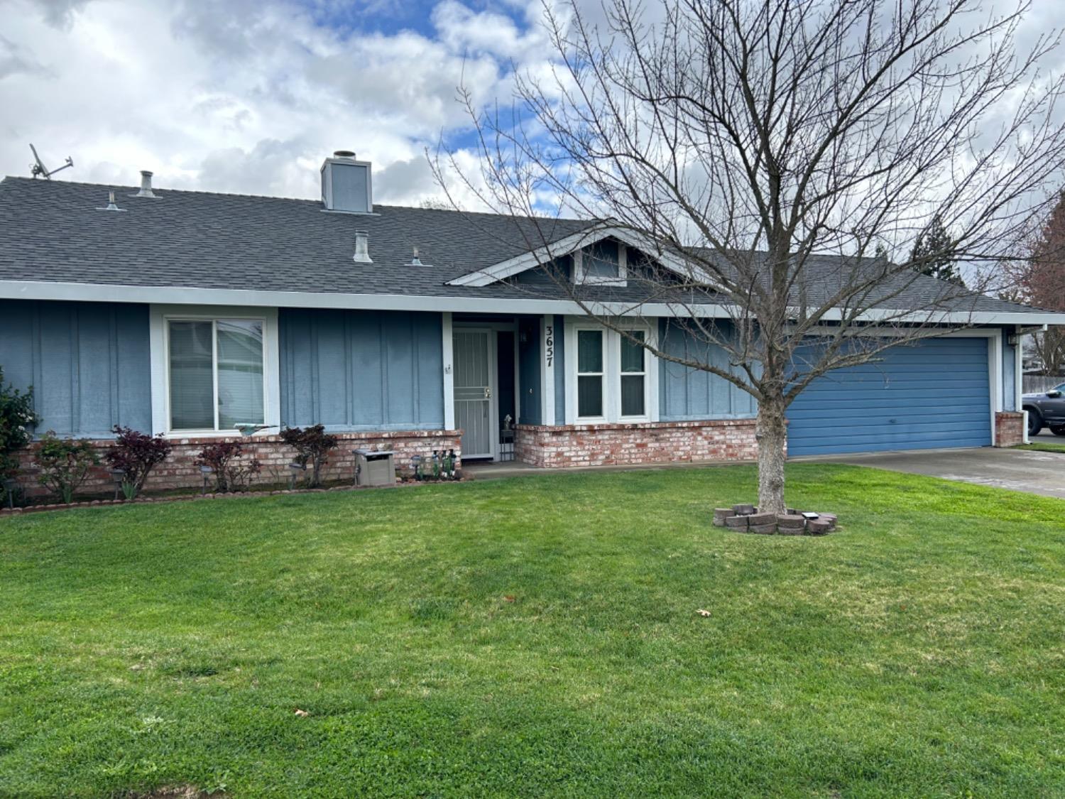 Photo of 3657 Rollins Wy in Antelope, CA