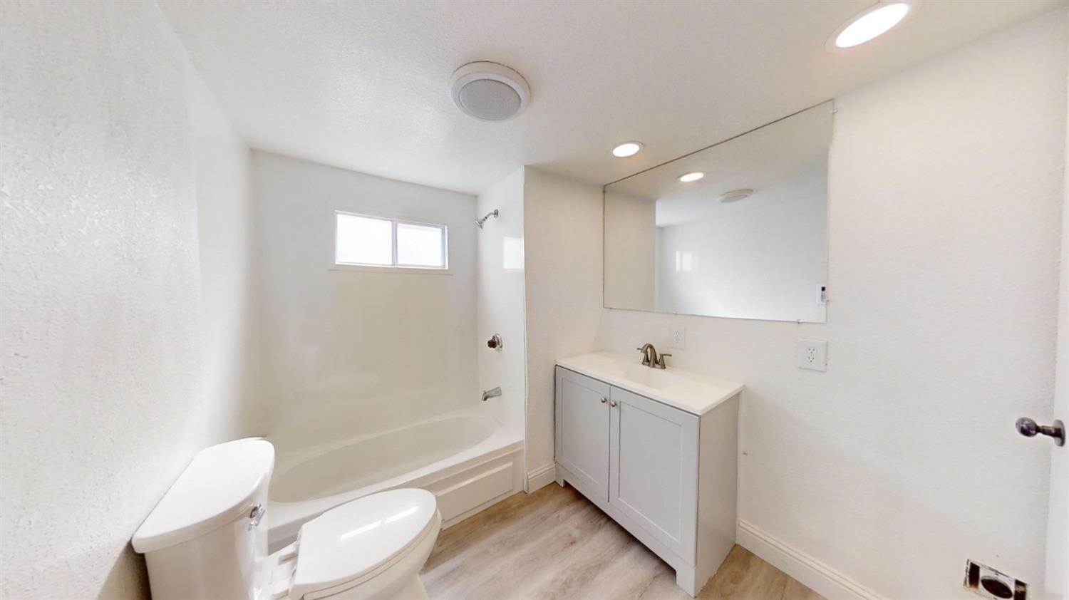 Detail Gallery Image 30 of 37 For 1050 W Capitol Ave 129, West Sacramento,  CA 95691 - 2 Beds | 1 Baths