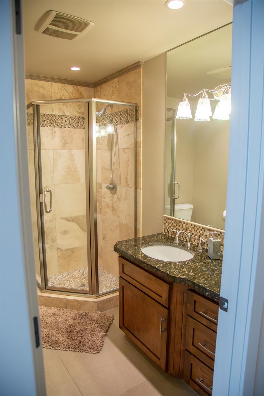 Detail Gallery Image 26 of 35 For 7316 Del Cielo Way, Modesto,  CA 95356 - 2 Beds | 2/1 Baths