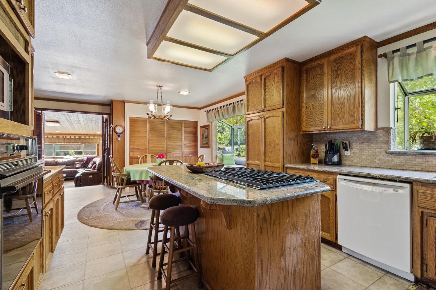 Detail Gallery Image 16 of 69 For 1007 Bucks Lake Rd, Quincy,  CA 95971 - 3 Beds | 2/1 Baths