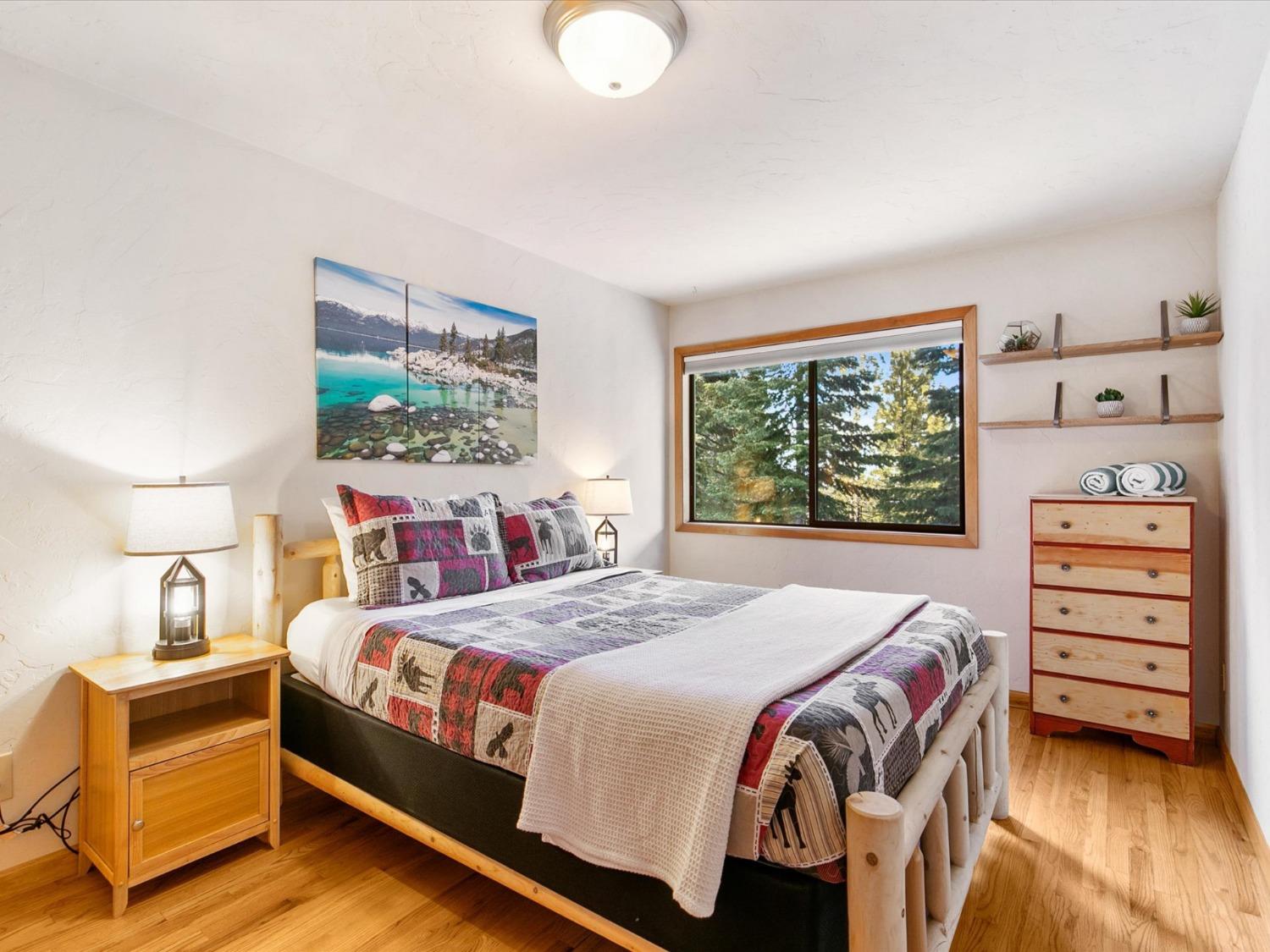 Detail Gallery Image 17 of 48 For 6138 Feather Rdgs, Truckee,  CA 96161 - 2 Beds | 2 Baths