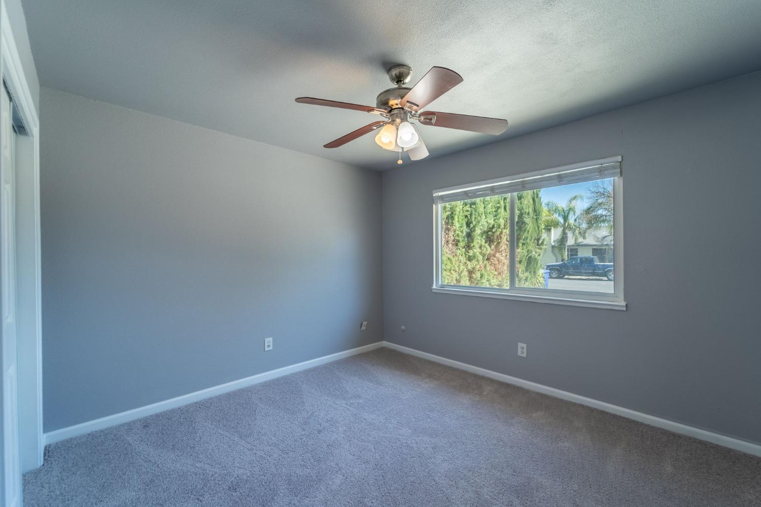 Detail Gallery Image 19 of 29 For 1405 Desert Willow Ln, Modesto,  CA 95355 - 3 Beds | 2 Baths