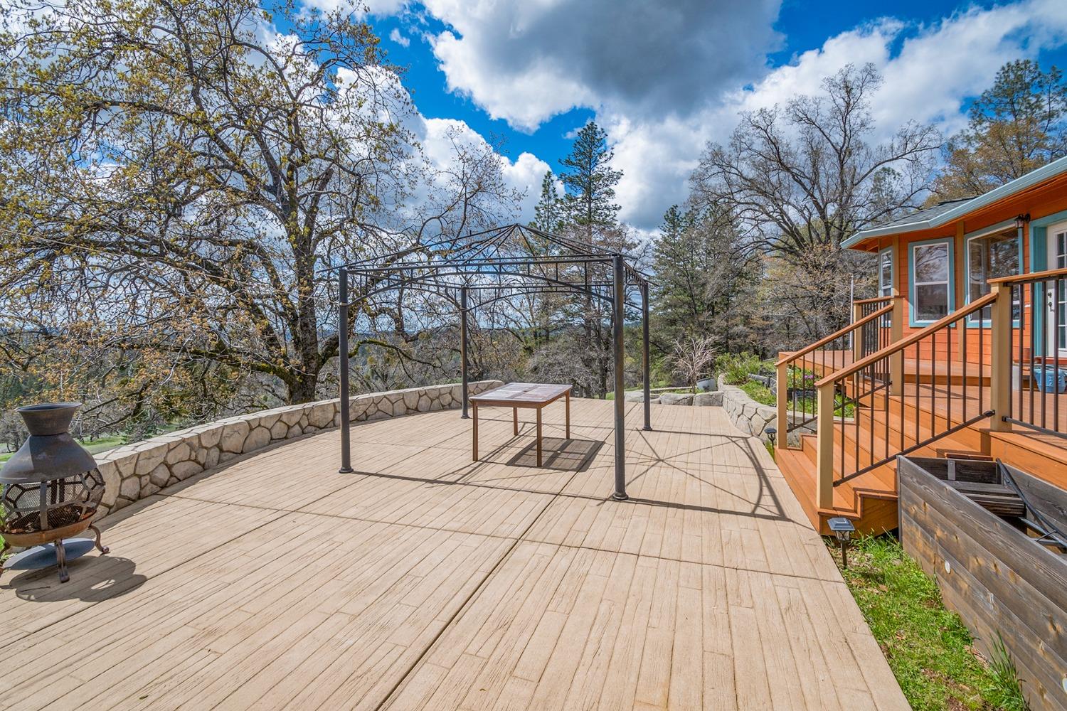 Detail Gallery Image 10 of 93 For 2344 Four Springs Trl, Placerville,  CA 95667 - 3 Beds | 2 Baths