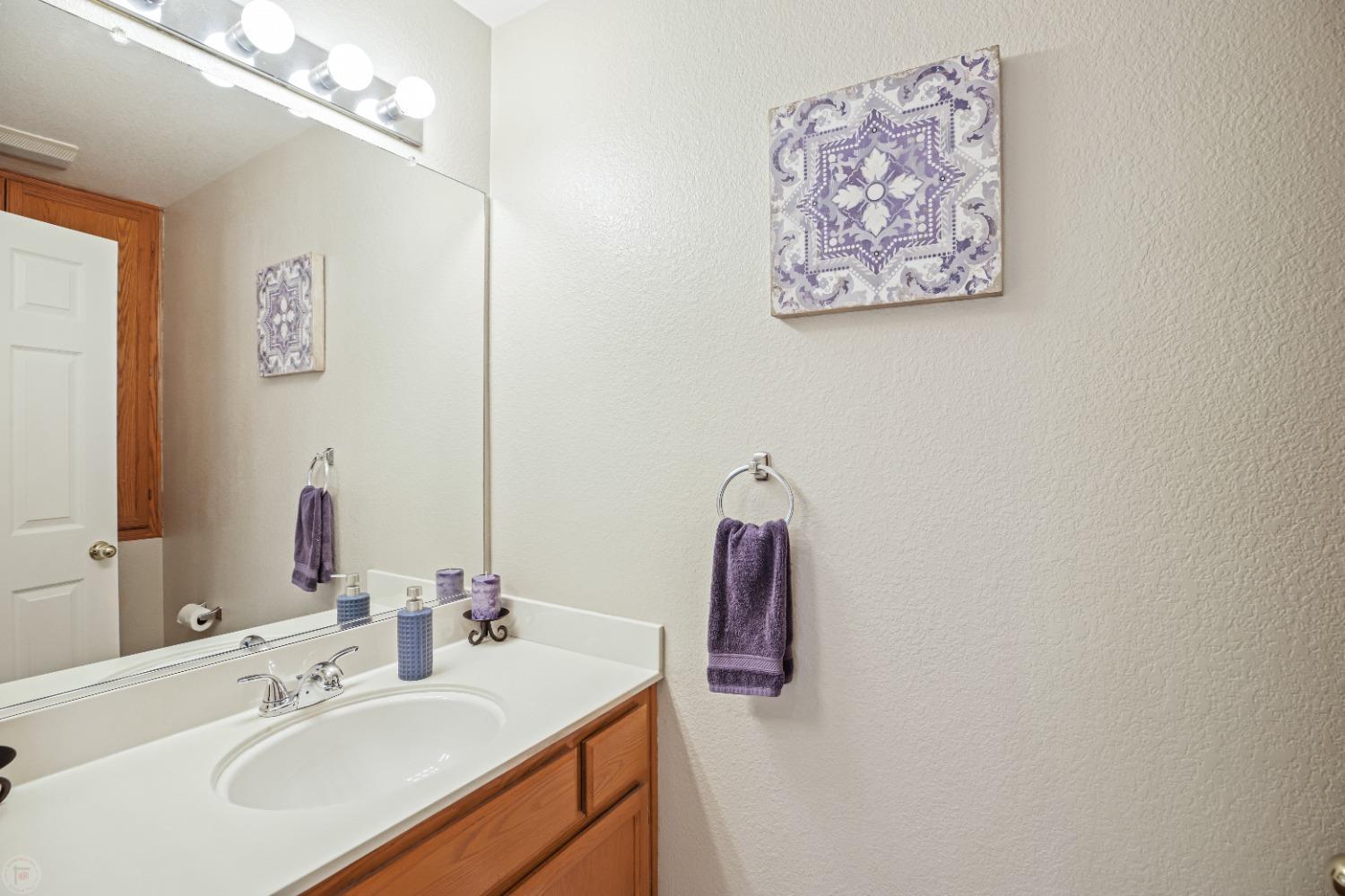Detail Gallery Image 12 of 39 For 1130 Hepburn Ct, Tracy,  CA 95376 - 3 Beds | 2/1 Baths