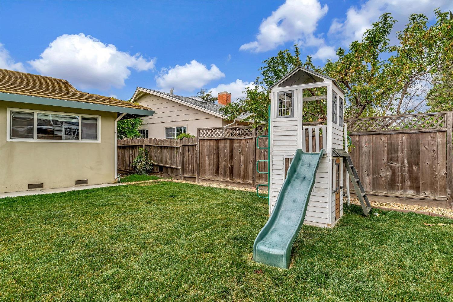 Detail Gallery Image 48 of 51 For 311 Laguna Dr, Tracy,  CA 95376 - 3 Beds | 2 Baths