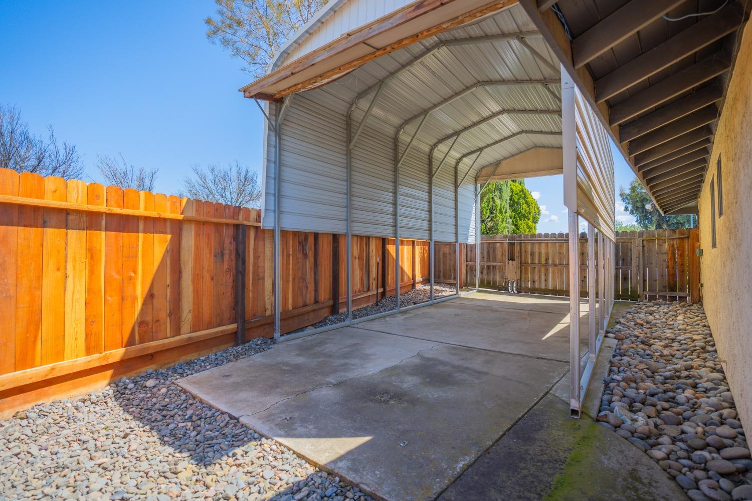 Detail Gallery Image 56 of 69 For 1905 S 11th, Los Banos,  CA 93635 - 3 Beds | 2 Baths