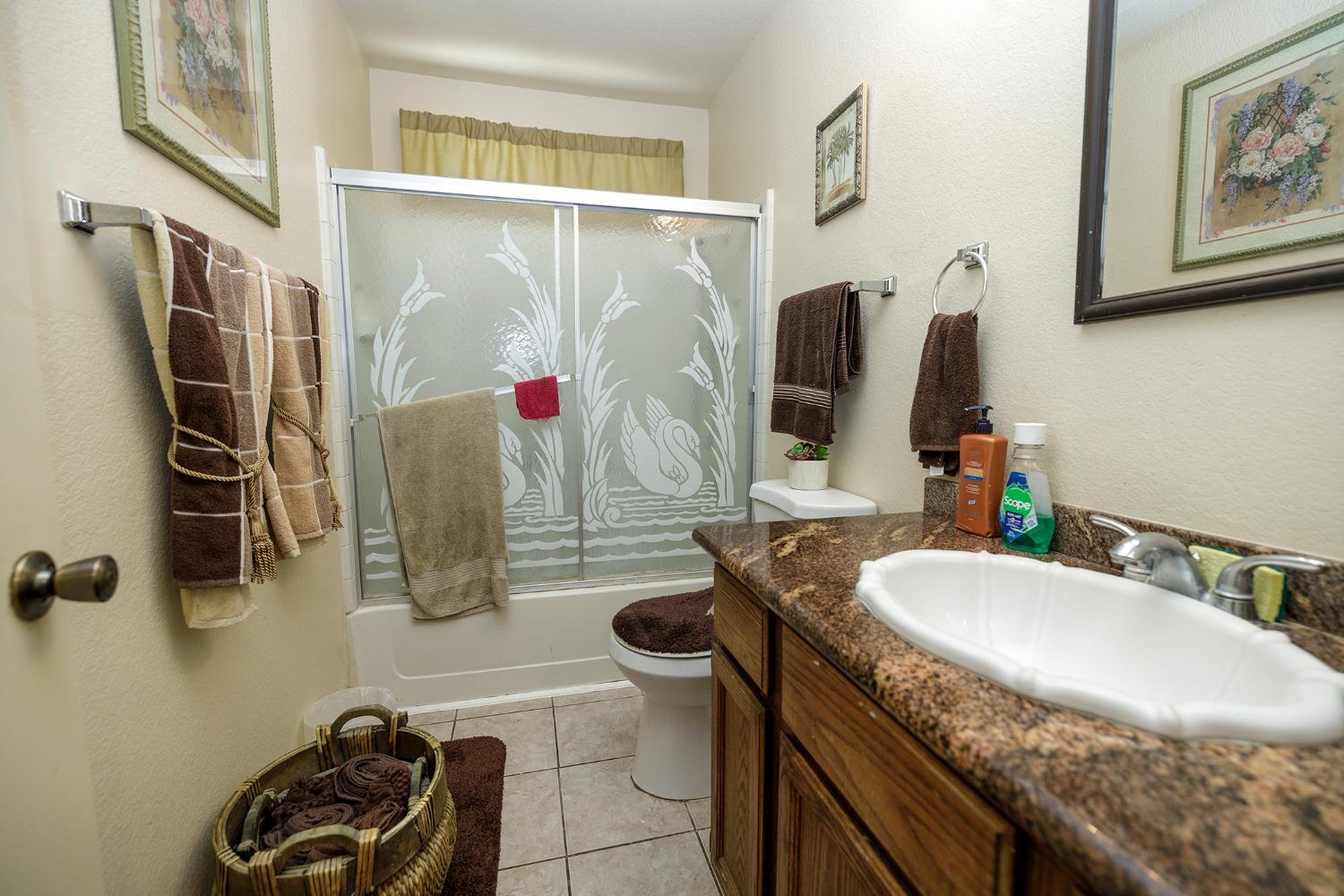 Detail Gallery Image 19 of 24 For 544 Westfield Pl, Patterson,  CA 95363 - 3 Beds | 2 Baths