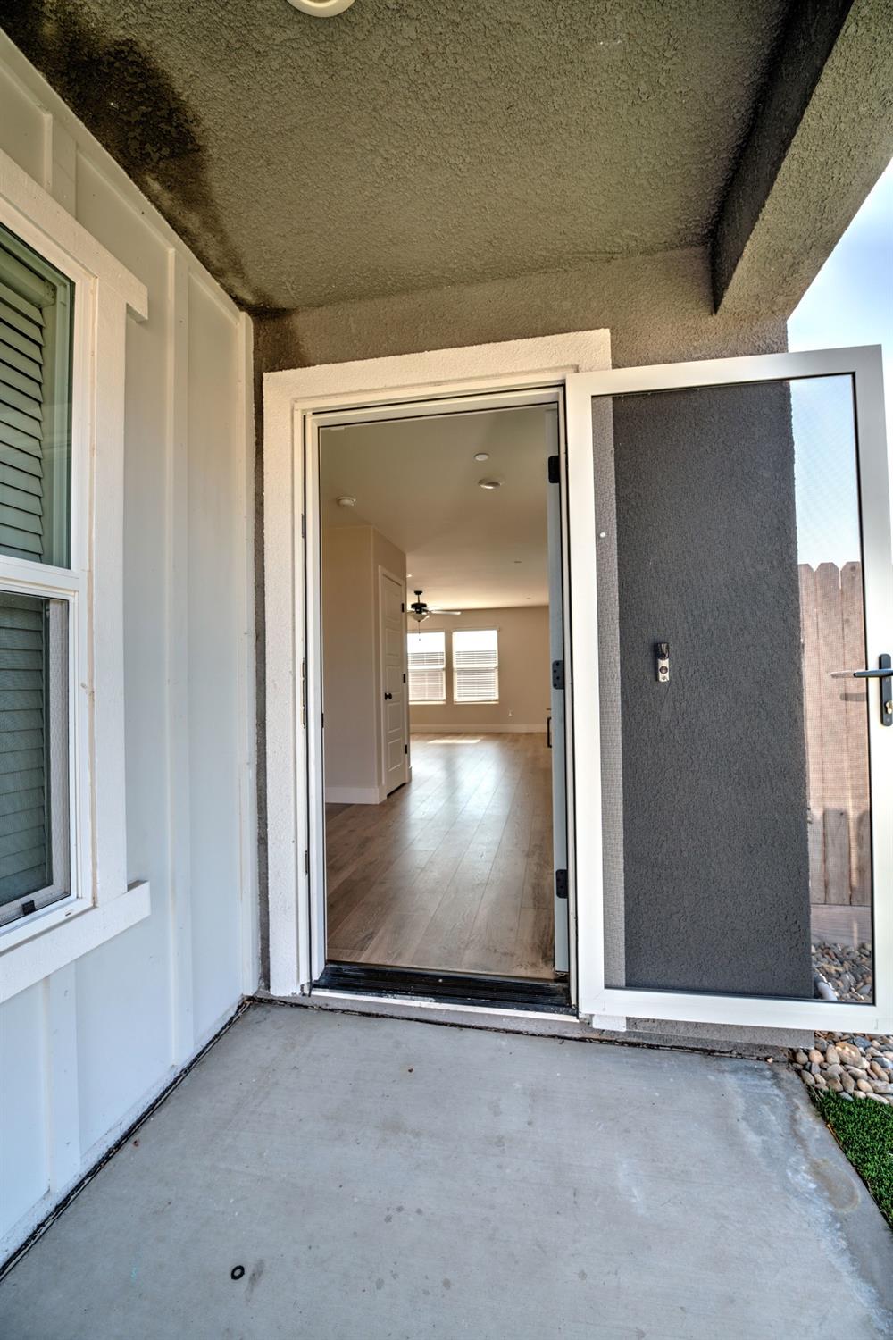 Detail Gallery Image 11 of 61 For 1949 Shasta Dr, Atwater,  CA 95301 - 5 Beds | 3/1 Baths
