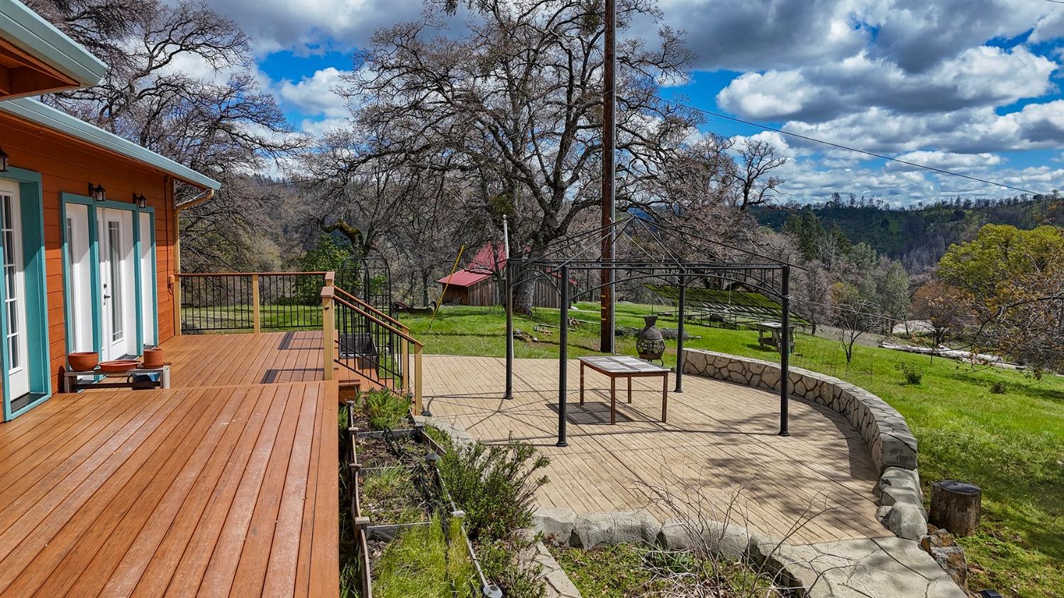 Detail Gallery Image 9 of 93 For 2344 Four Springs Trl, Placerville,  CA 95667 - 3 Beds | 2 Baths