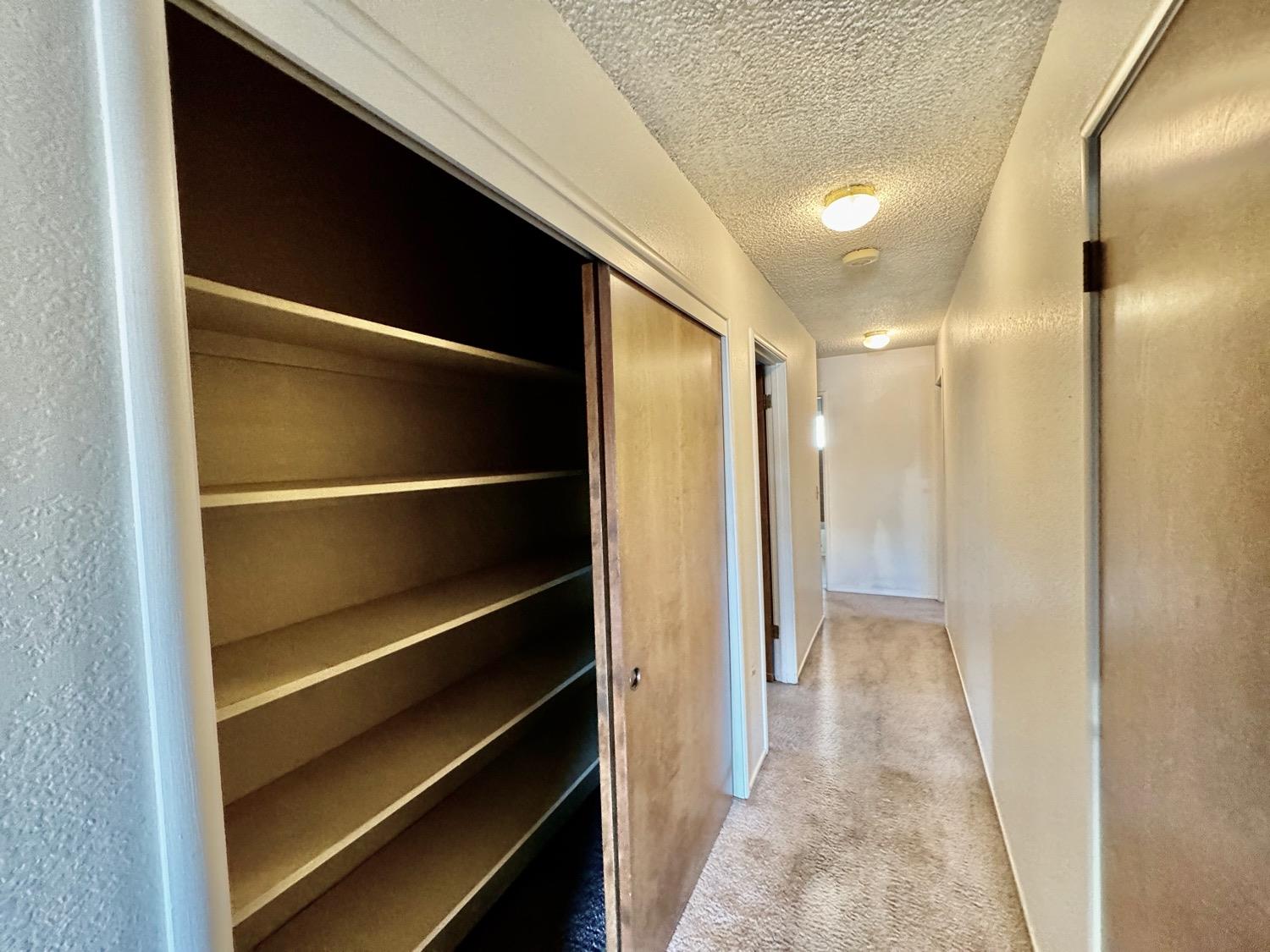 Detail Gallery Image 20 of 38 For 1561 Christifer Ln, Yuba City,  CA 95993 - 3 Beds | 2 Baths
