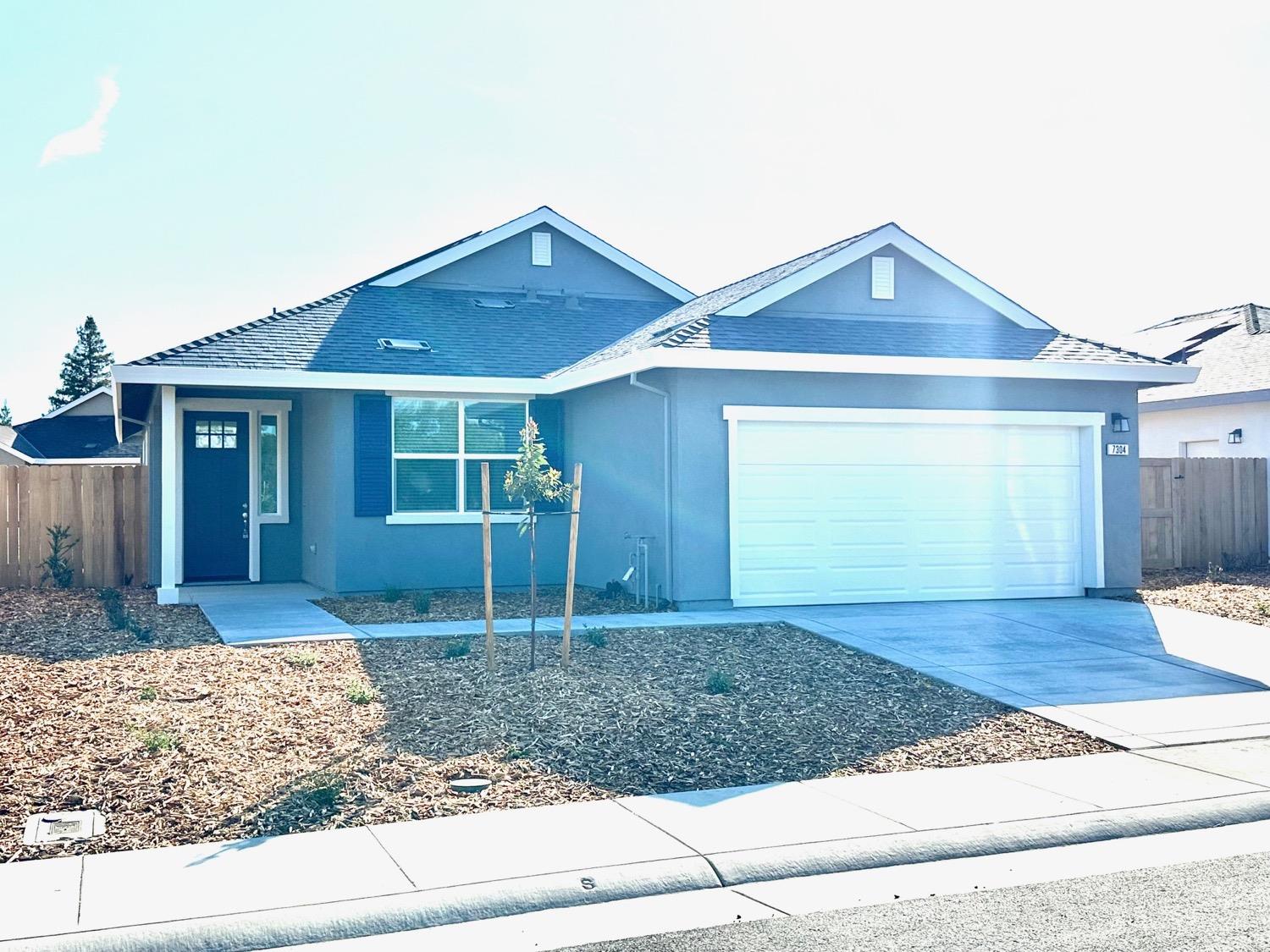 Photo of 7304 Front St in Rio Linda, CA
