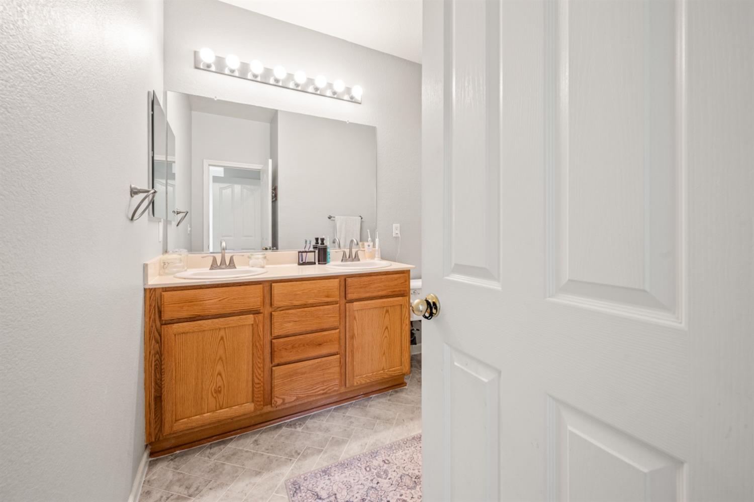 Detail Gallery Image 24 of 40 For 3897 Marypat Dr, Olivehurst,  CA 95961 - 3 Beds | 2 Baths