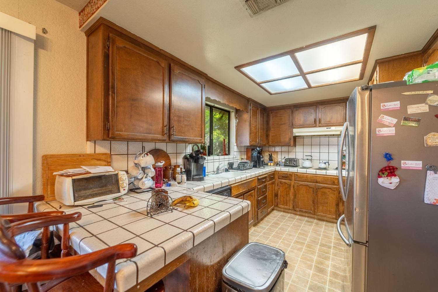 Detail Gallery Image 9 of 28 For 1439 Highland Ct, Manteca,  CA 95336 - 4 Beds | 2/1 Baths