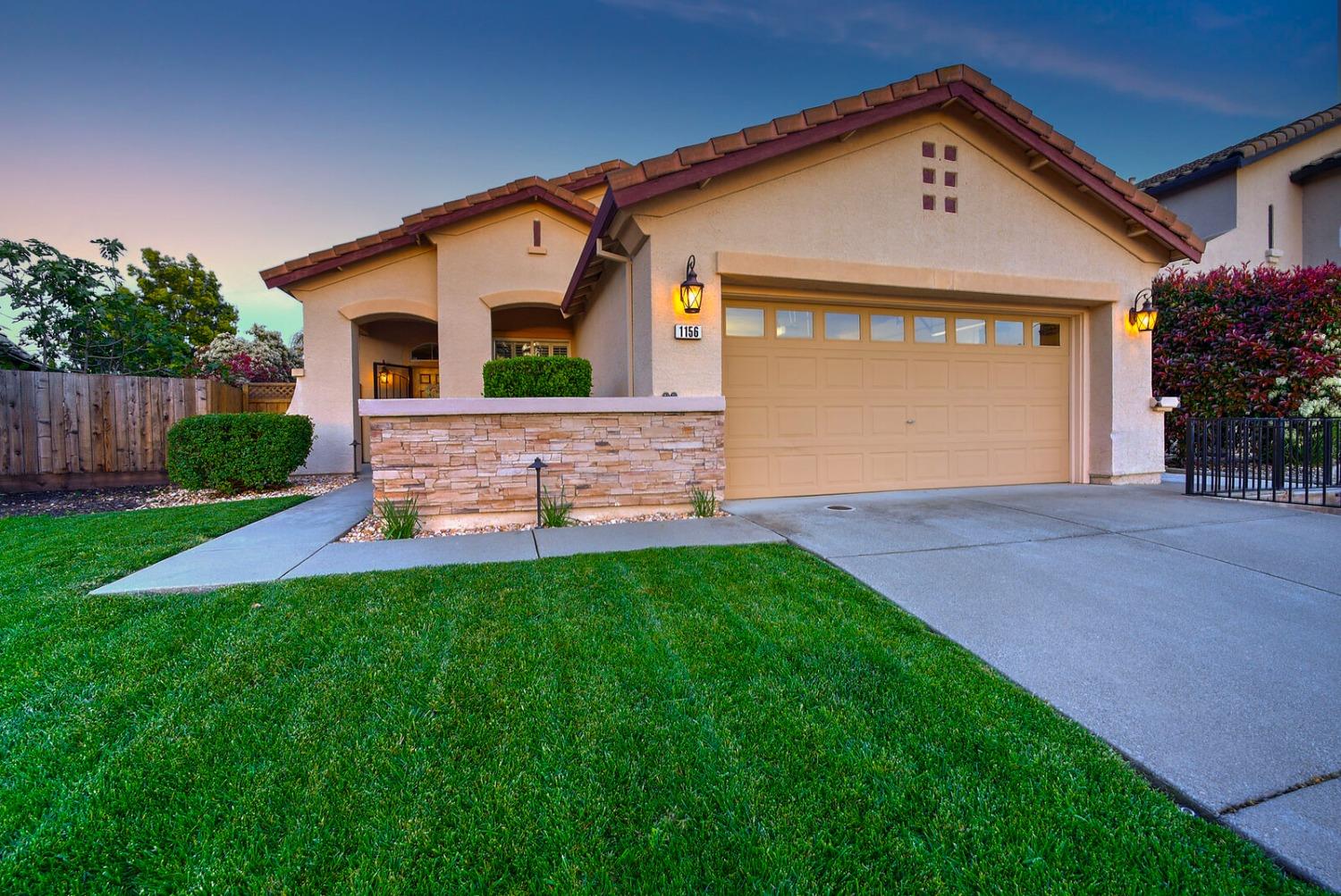 Photo of 1156 Formby Wy in Roseville, CA