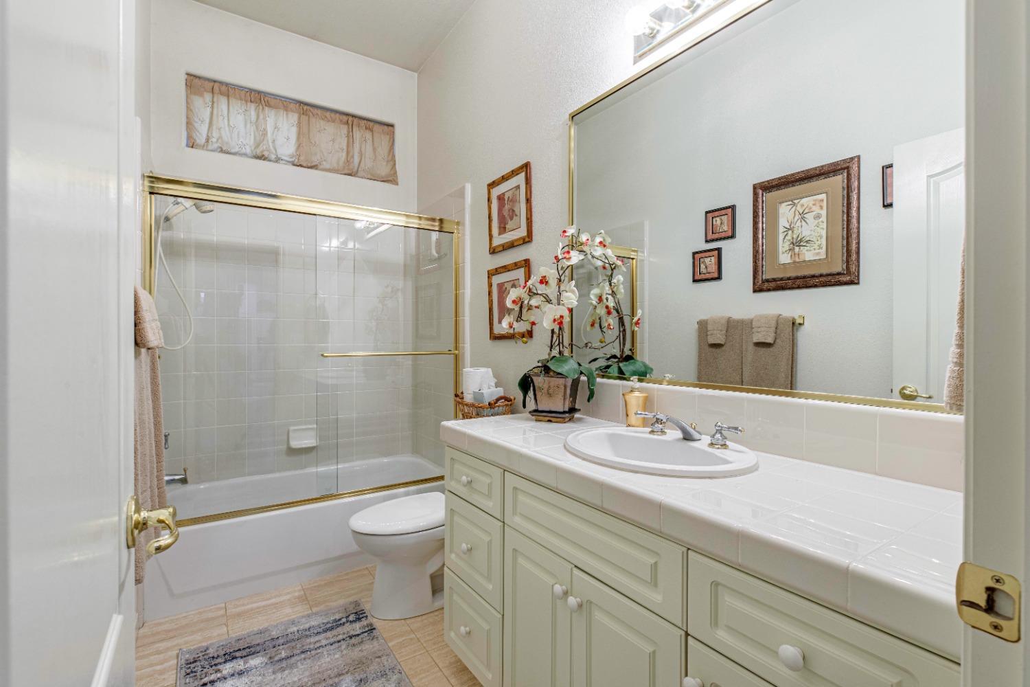 Detail Gallery Image 14 of 35 For 4709 via Giardiano, Modesto,  CA 95357 - 3 Beds | 2 Baths