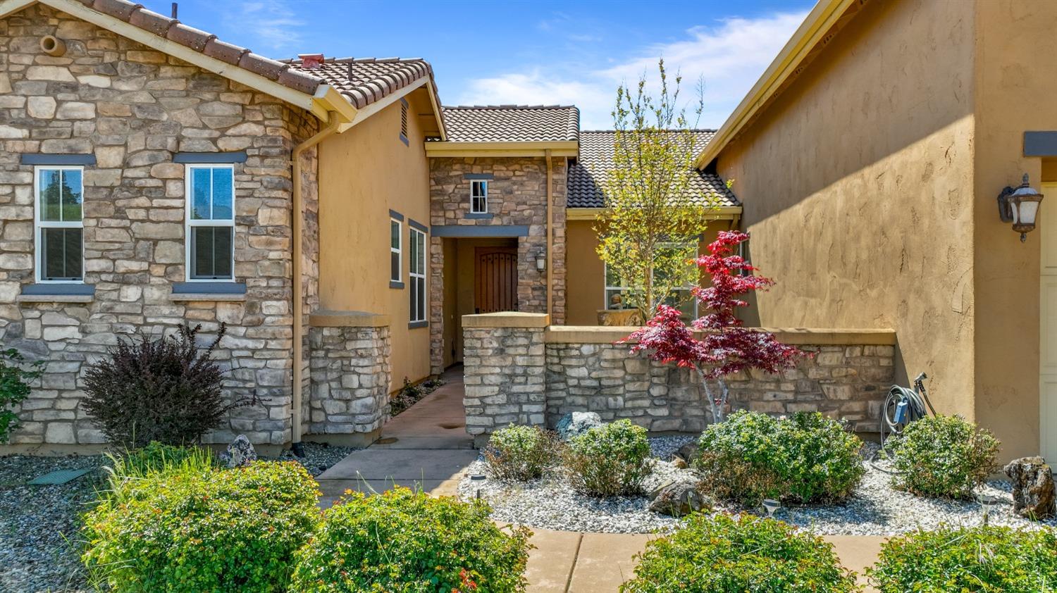Detail Gallery Image 10 of 74 For 106 Glen View Ct, Copperopolis,  CA 95228 - 2 Beds | 2/1 Baths