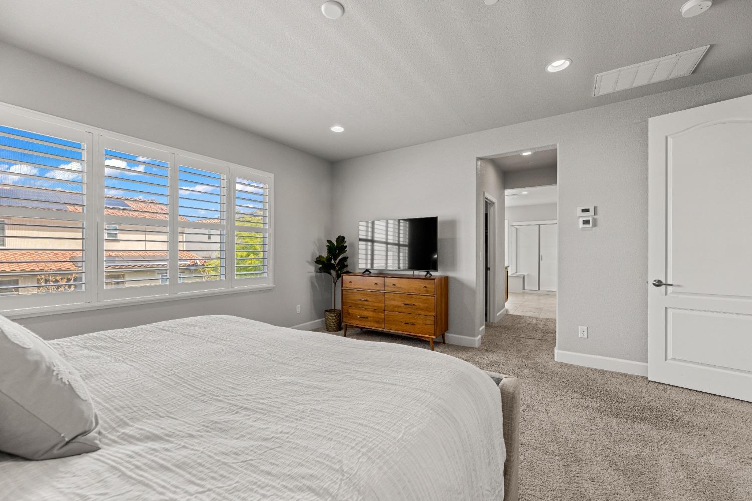 Detail Gallery Image 47 of 93 For 2401 Galloping Trail Ct, Rocklin,  CA 95765 - 4 Beds | 3 Baths