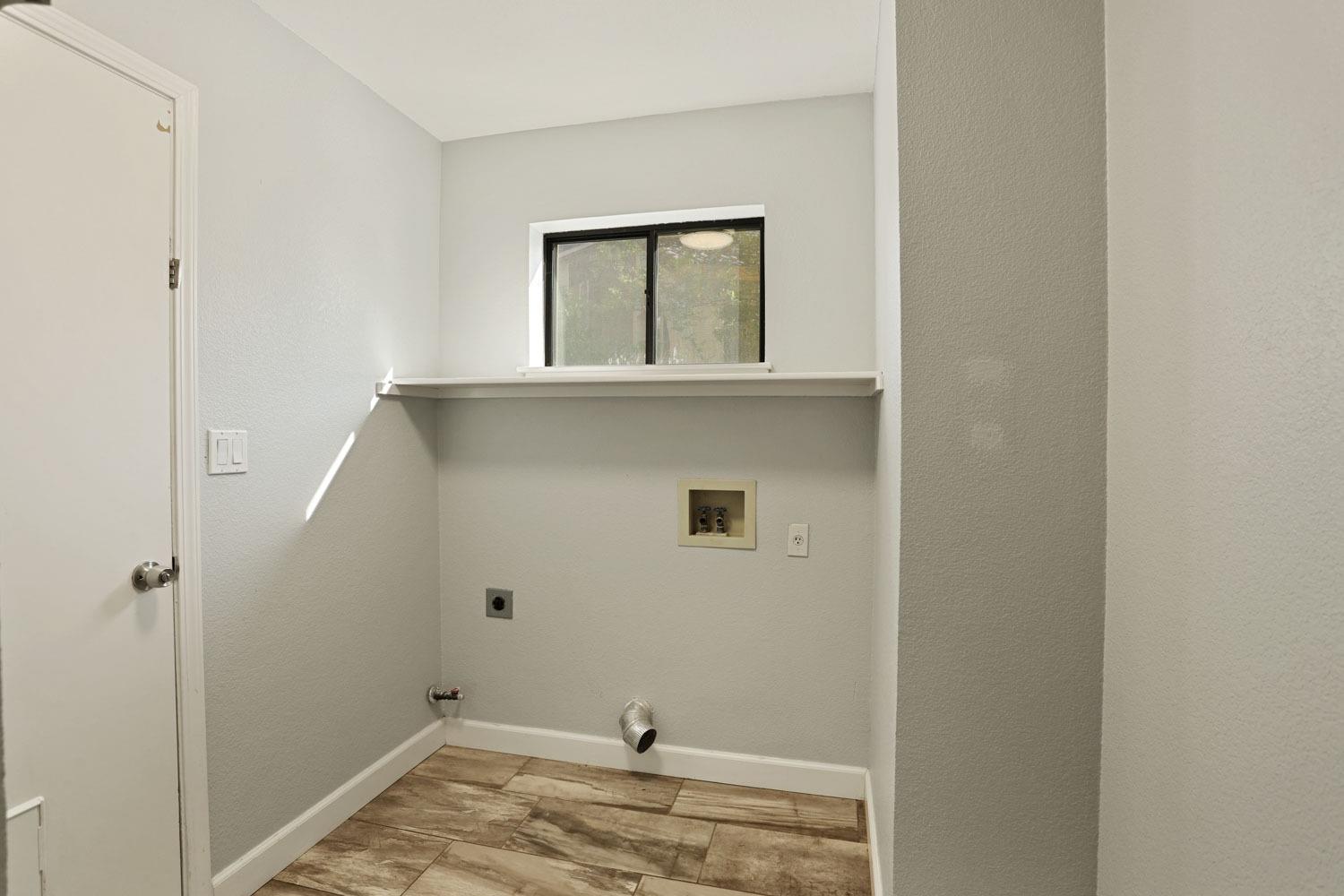Detail Gallery Image 19 of 58 For 1928 Pagoda Ct, Tracy,  CA 95376 - 4 Beds | 2/1 Baths