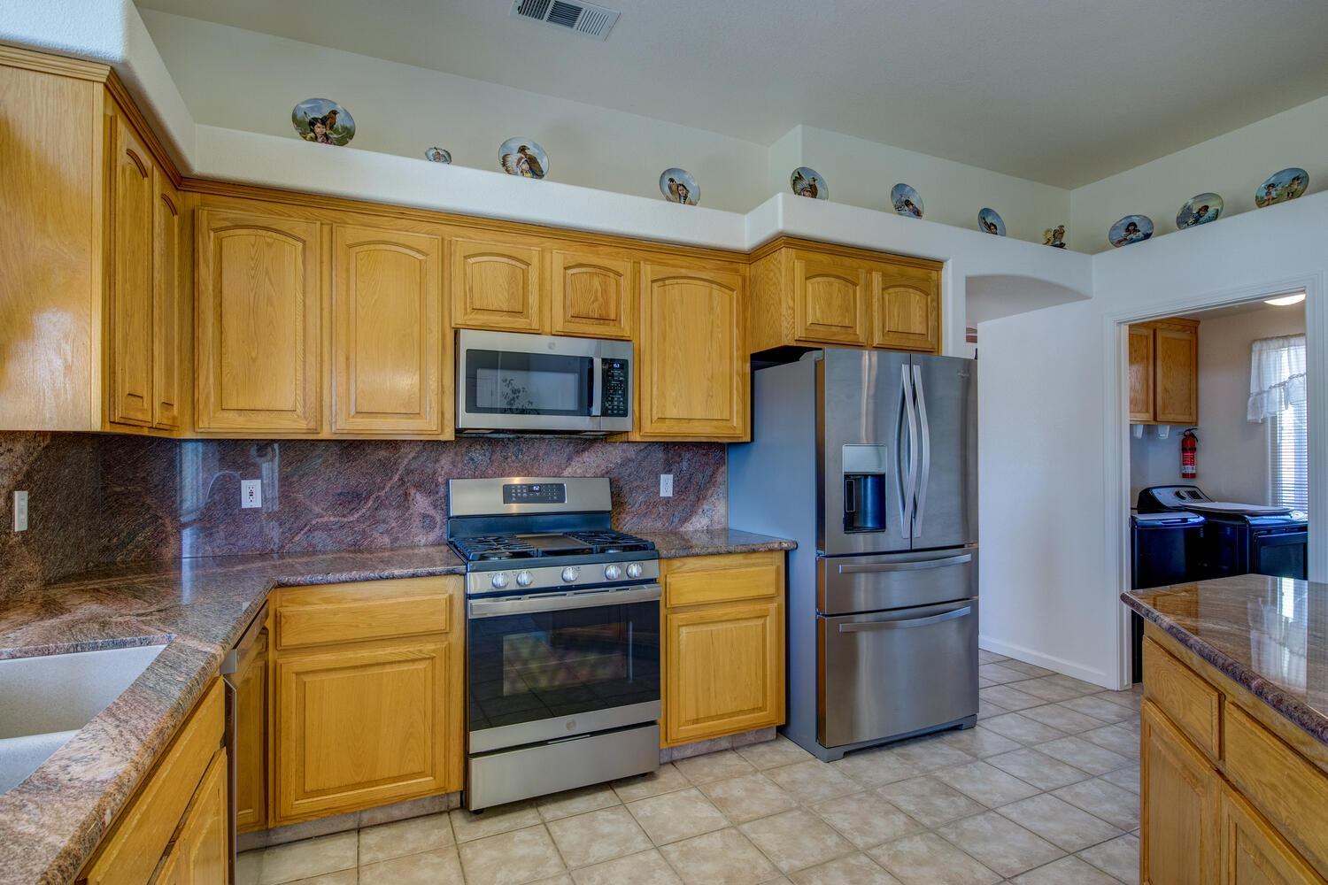 Detail Gallery Image 9 of 99 For 6653 Harding Road, Valley Springs,  CA 95252 - 3 Beds | 2 Baths