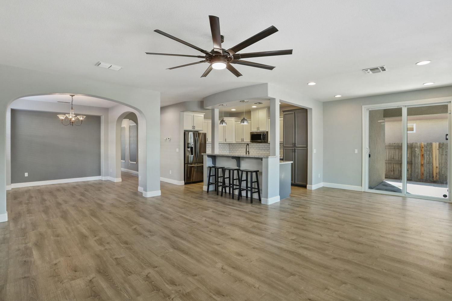 Detail Gallery Image 27 of 51 For 1639 Vasco St, Manteca,  CA 95337 - 4 Beds | 2/1 Baths