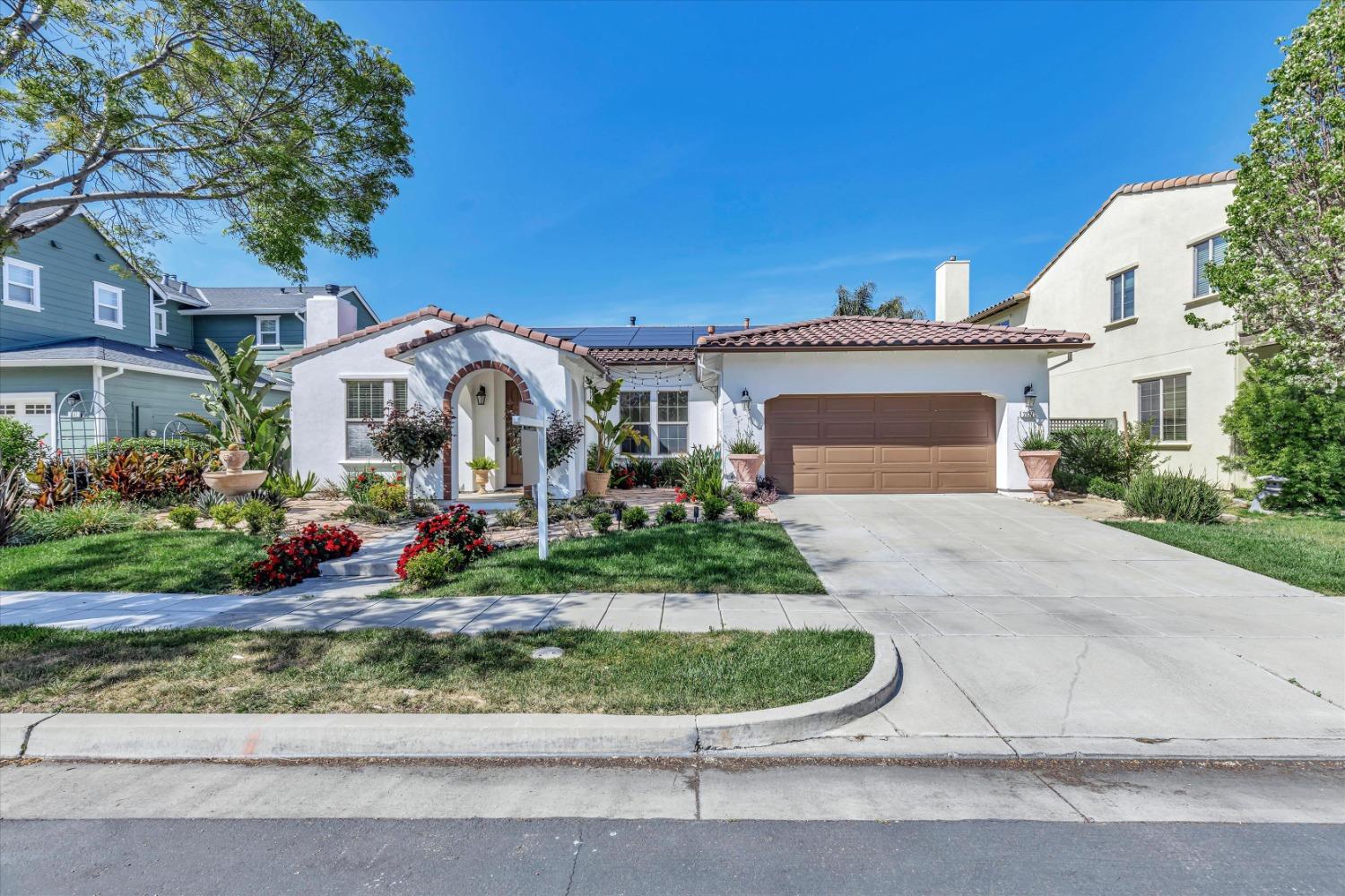 Photo of 2837 Green Haven Drive, Tracy, CA 95377
