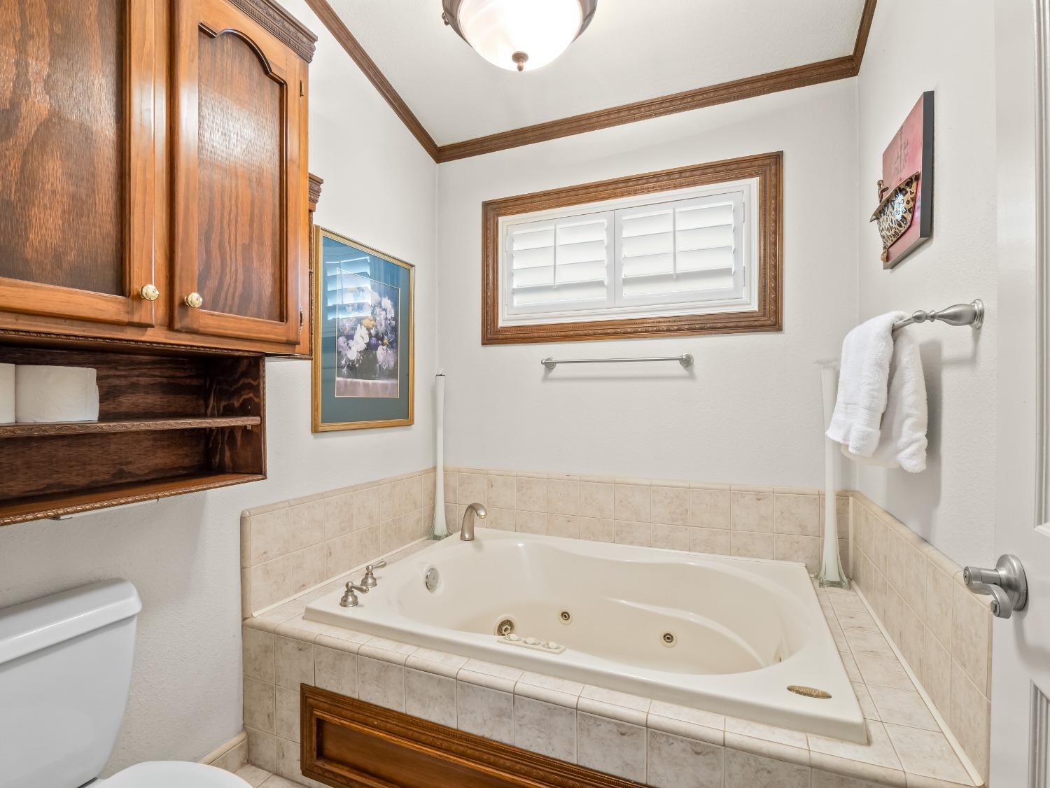 Detail Gallery Image 21 of 27 For 1010 S Clovis Ave #108,  Fresno,  CA 93727 - 3 Beds | 2 Baths