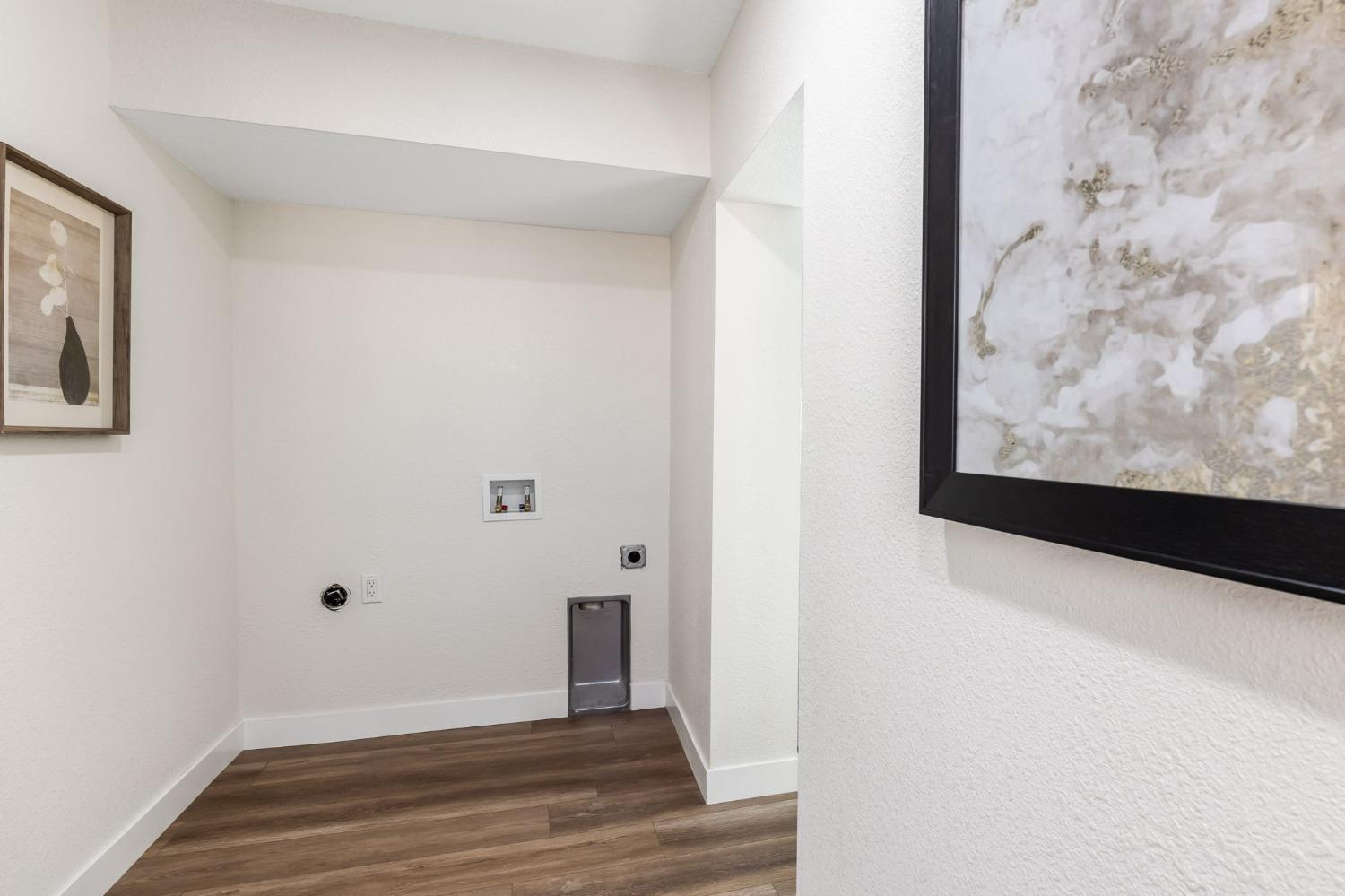 Detail Gallery Image 11 of 34 For 42126 5th St, Knights Landing,  CA 95645 - 4 Beds | 2/1 Baths