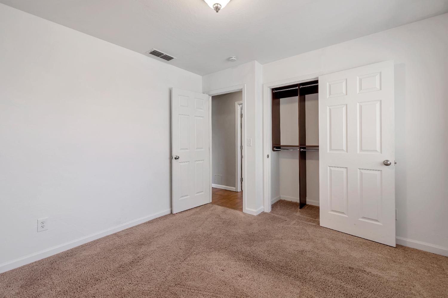Detail Gallery Image 25 of 34 For 1323 School St, Folsom,  CA 95630 - 3 Beds | 2 Baths