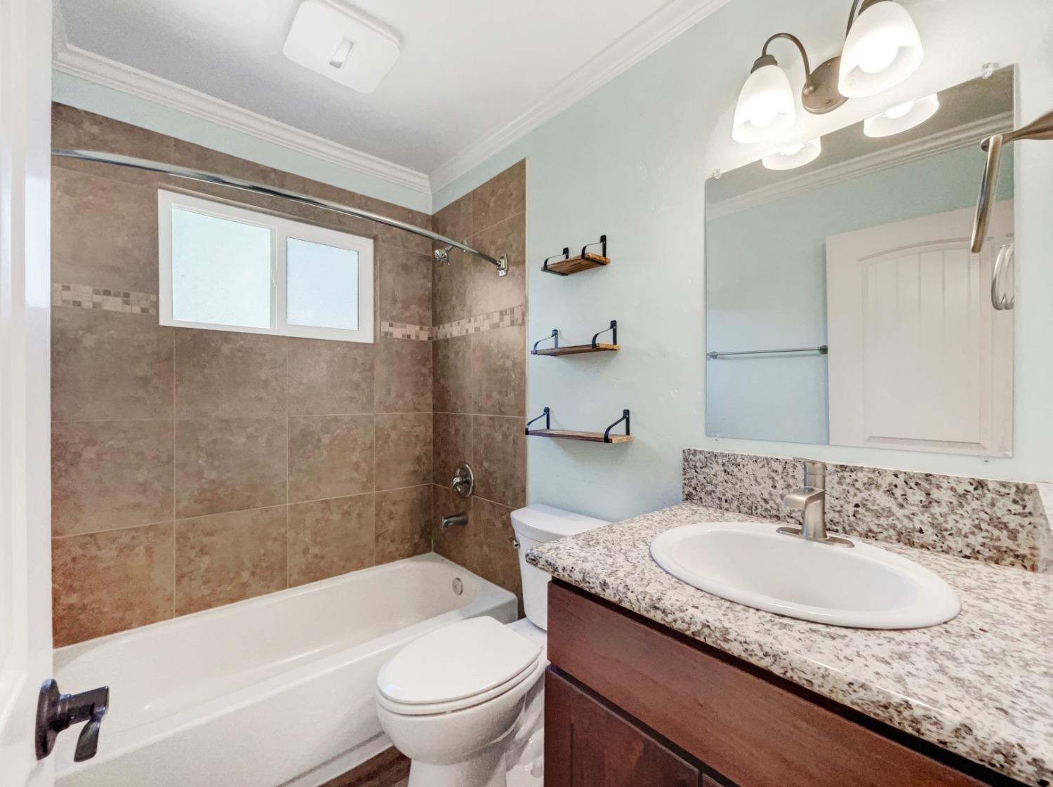 Detail Gallery Image 22 of 32 For 5900 Yawl Ct, Citrus Heights,  CA 95621 - 4 Beds | 2 Baths