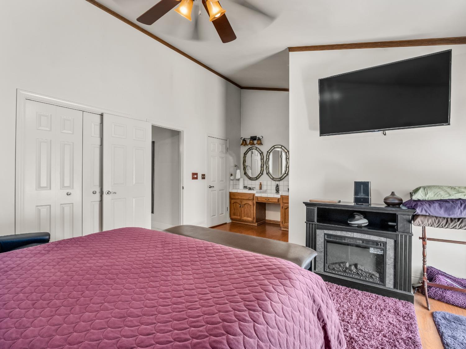 Detail Gallery Image 19 of 27 For 1010 S Clovis Ave #108,  Fresno,  CA 93727 - 3 Beds | 2 Baths