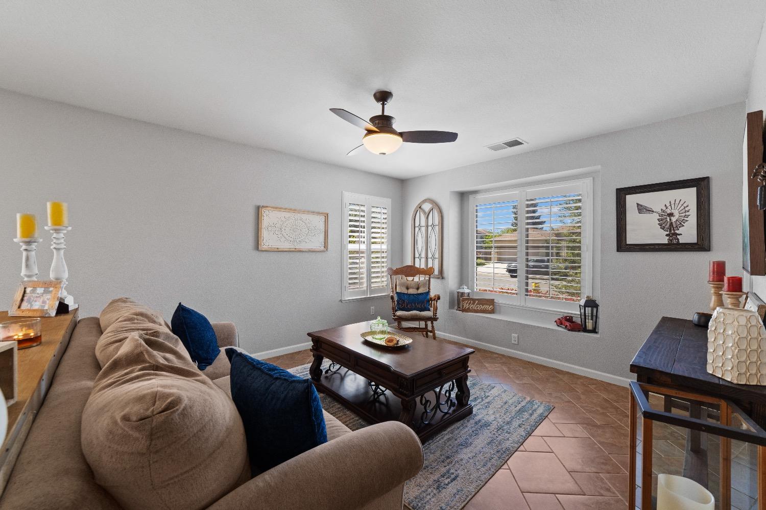 Detail Gallery Image 11 of 59 For 9725 Collier Ave, Live Oak,  CA 95953 - 4 Beds | 2 Baths