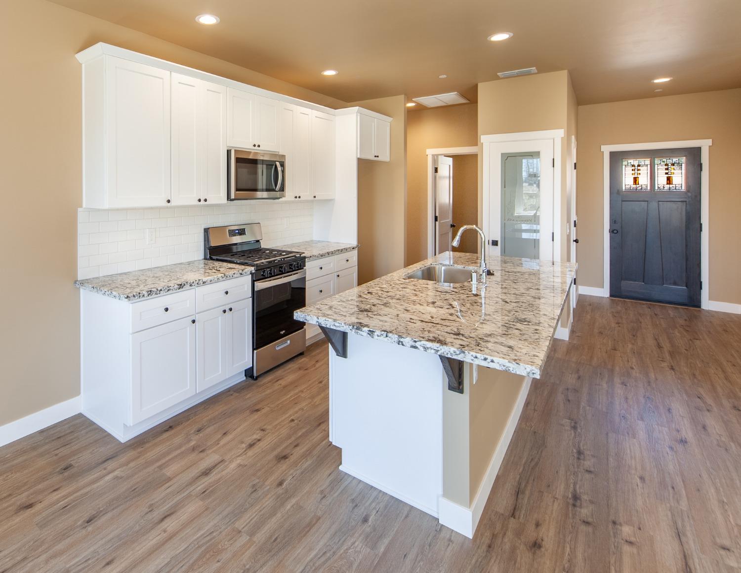 Detail Gallery Image 8 of 38 For 5145 Golden Aspen, Grizzly Flats,  CA 95636 - 3 Beds | 2 Baths