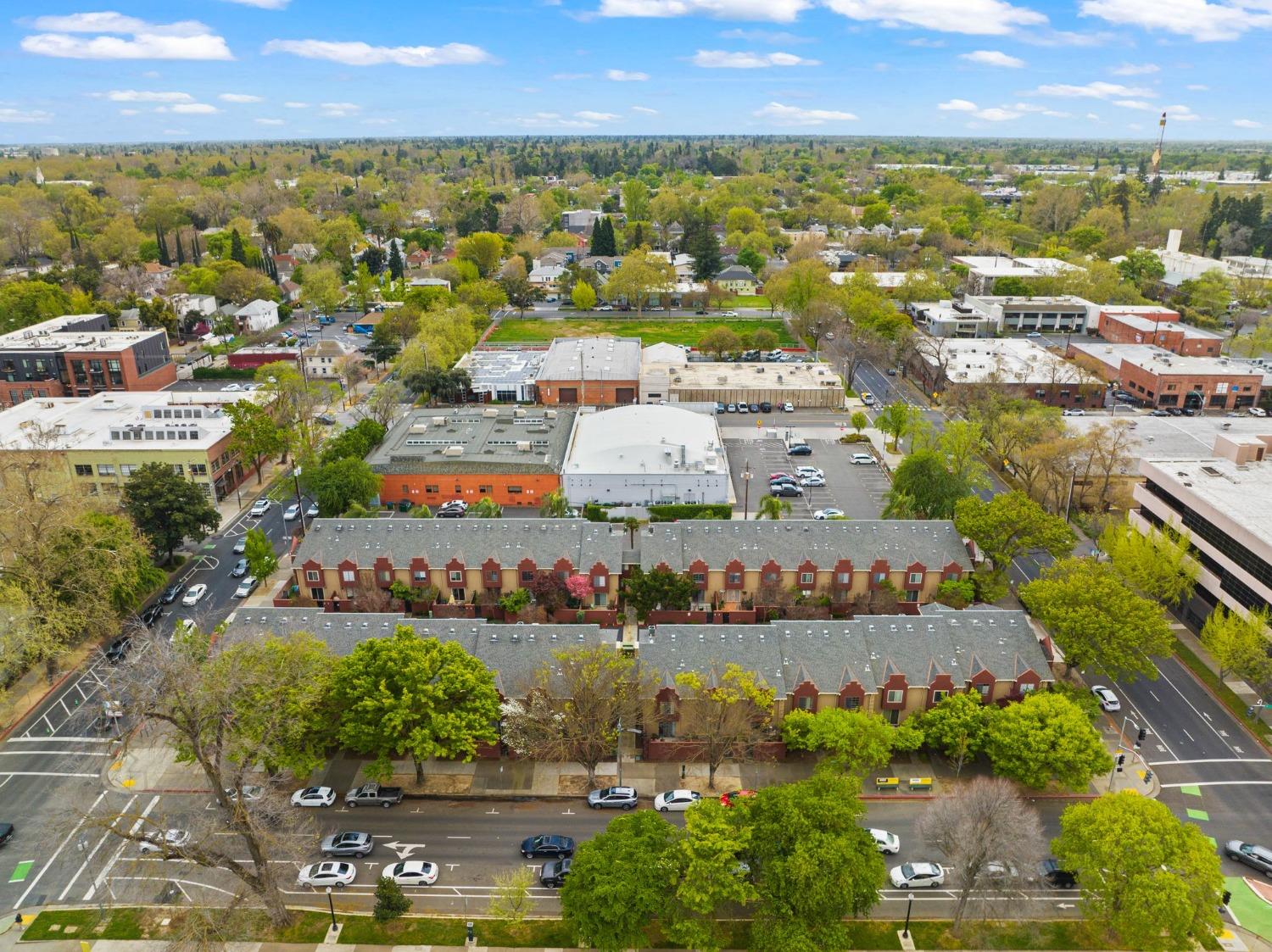 Detail Gallery Image 42 of 45 For 902 Q St, Sacramento,  CA 95811 - 3 Beds | 2/1 Baths