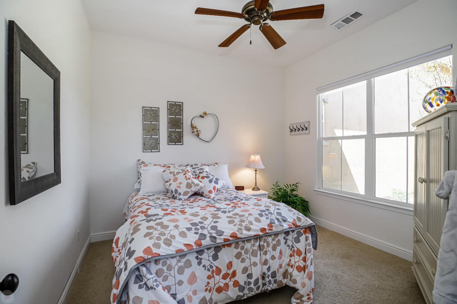 Detail Gallery Image 16 of 74 For 106 Glen View Ct, Copperopolis,  CA 95228 - 2 Beds | 2/1 Baths