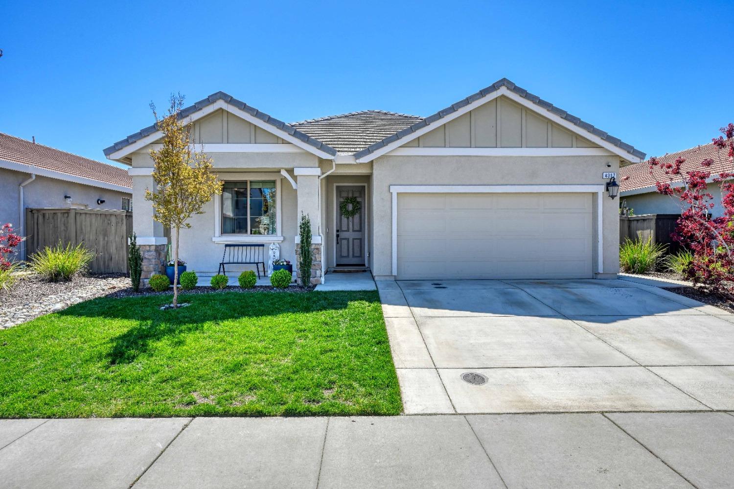 Photo of 4317 Crawford Pky in Roseville, CA