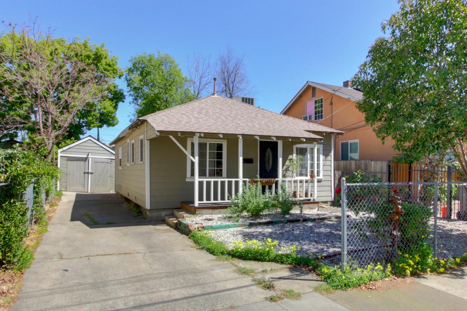 Photo of 3101 43rd St in Sacramento, CA