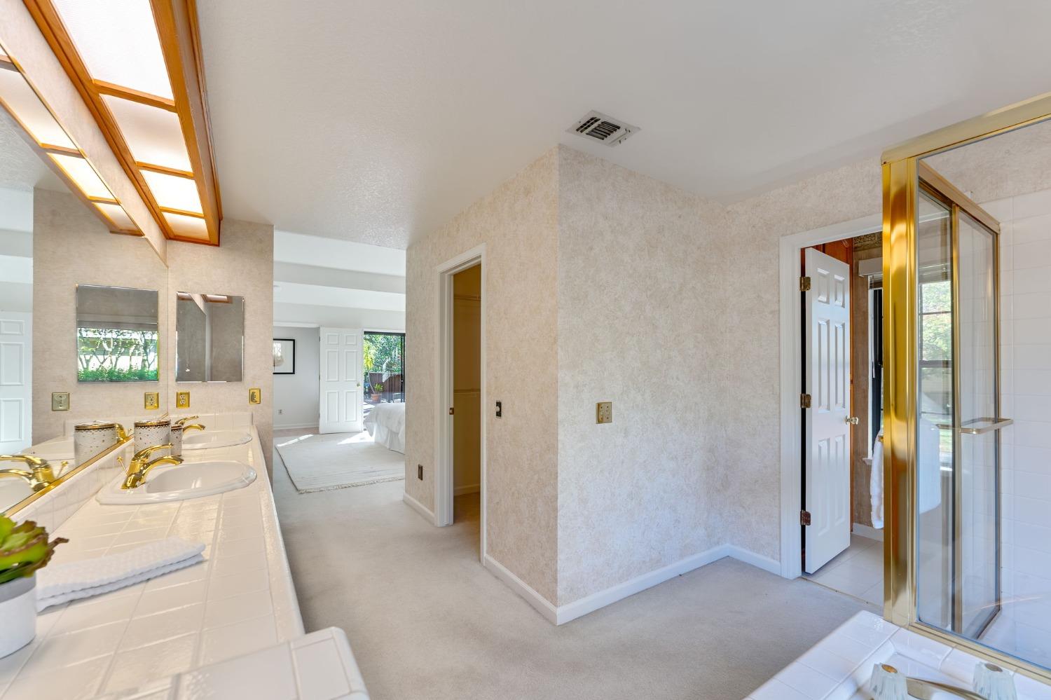Detail Gallery Image 32 of 50 For 250 Winding Canyon Ln, Folsom,  CA 95630 - 3 Beds | 2 Baths