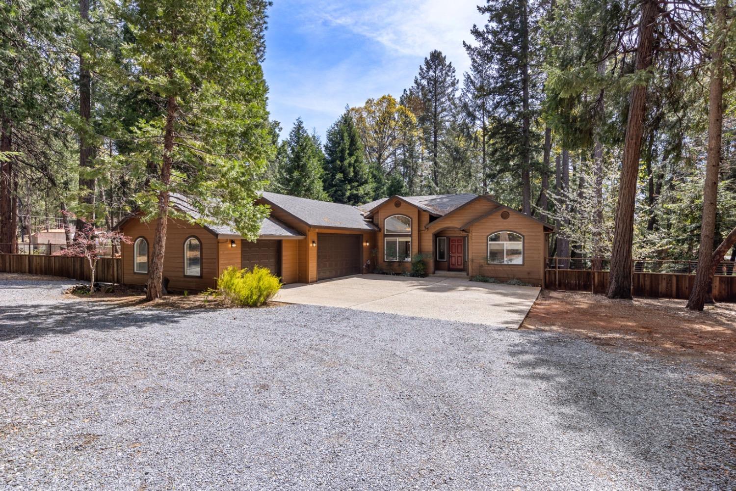 5565 Happy Pines Drive, Foresthill, CA 95631
