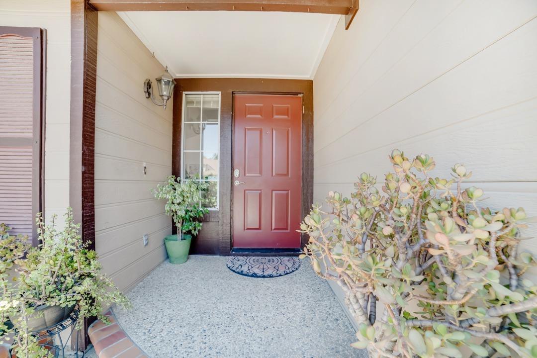 Detail Gallery Image 7 of 40 For 1421 Pecan Ln, Tracy,  CA 95376 - 4 Beds | 2 Baths