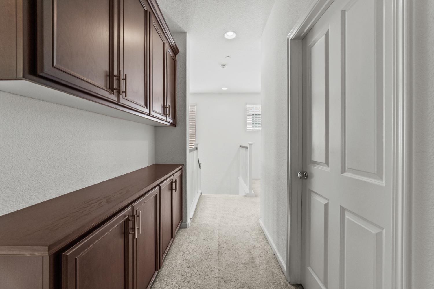 Detail Gallery Image 21 of 35 For 106 Bradley Ct, Folsom,  CA 95630 - 4 Beds | 2/1 Baths