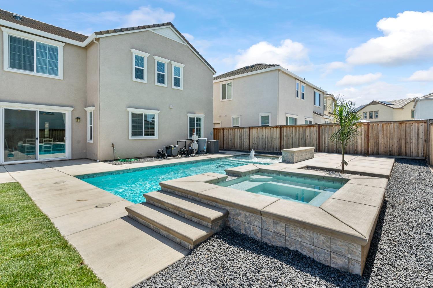 Detail Gallery Image 48 of 61 For 2823 Paver Ct, Tracy,  CA 95377 - 4 Beds | 3/1 Baths