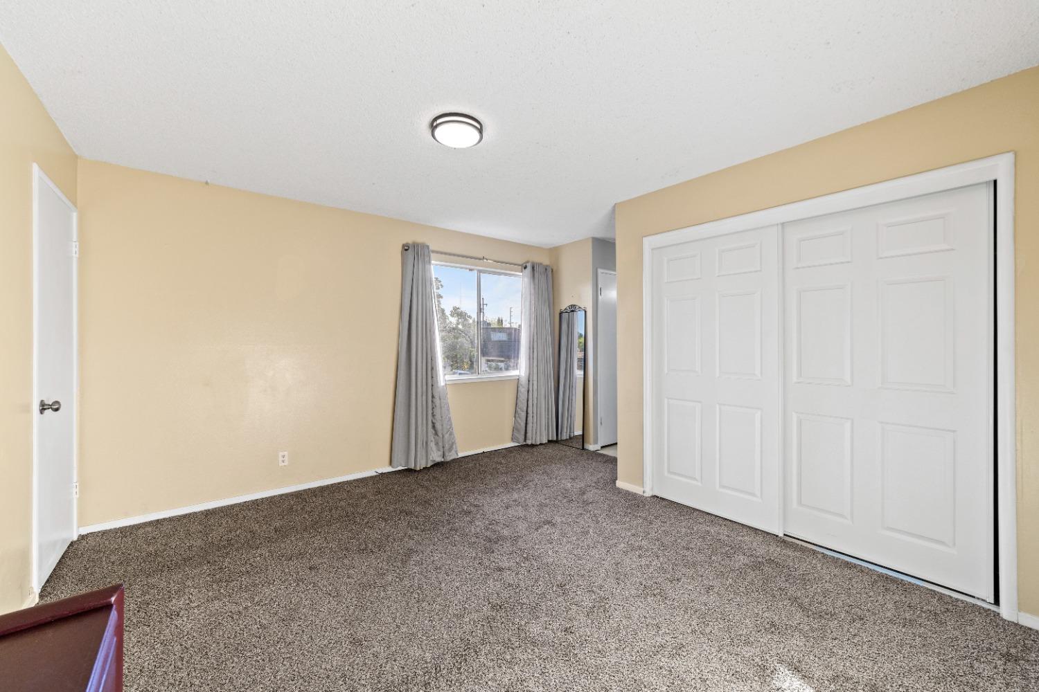 Detail Gallery Image 13 of 24 For 4467 Dorset St, Stockton,  CA 95207 - 2 Beds | 2/1 Baths