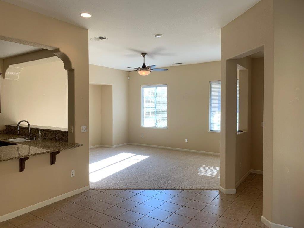 Detail Gallery Image 10 of 35 For 1331 Violet Way, Turlock,  CA 95382 - 3 Beds | 2/1 Baths