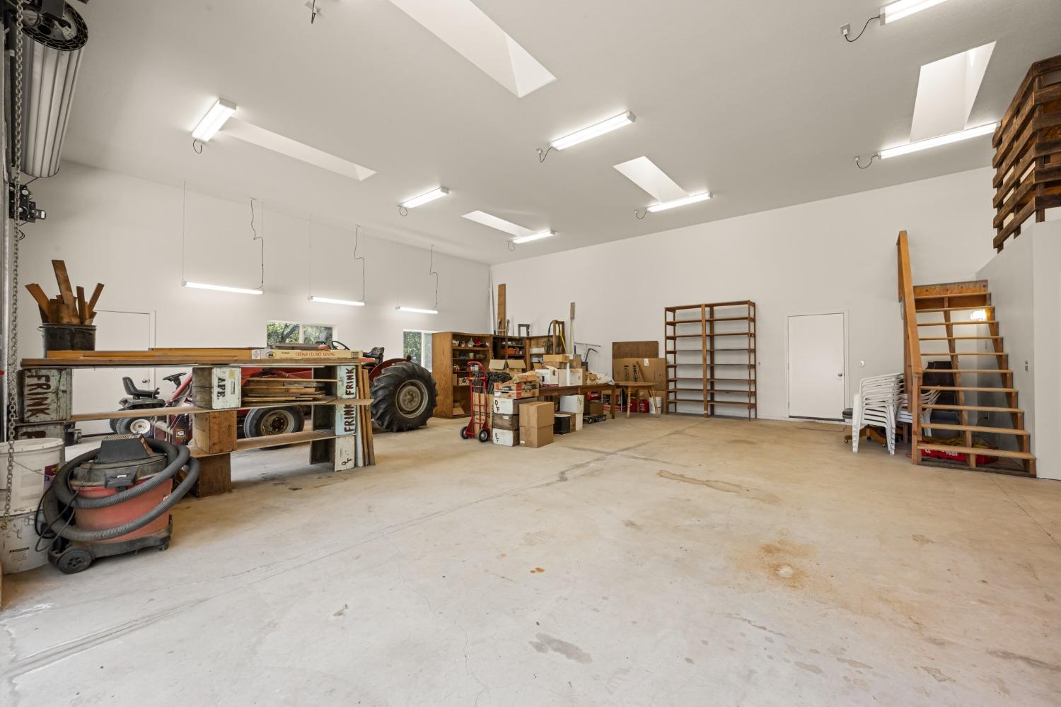Gray Pine Way, Auburn, California image 7