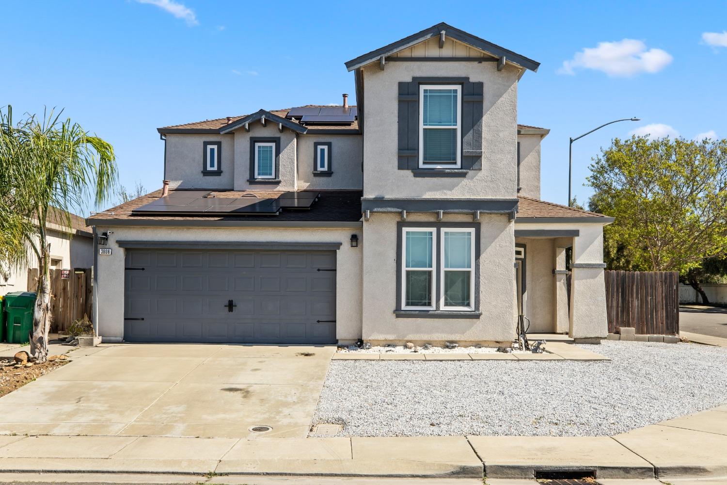 Photo of 3806 Oak Forest Ave in Stockton, CA