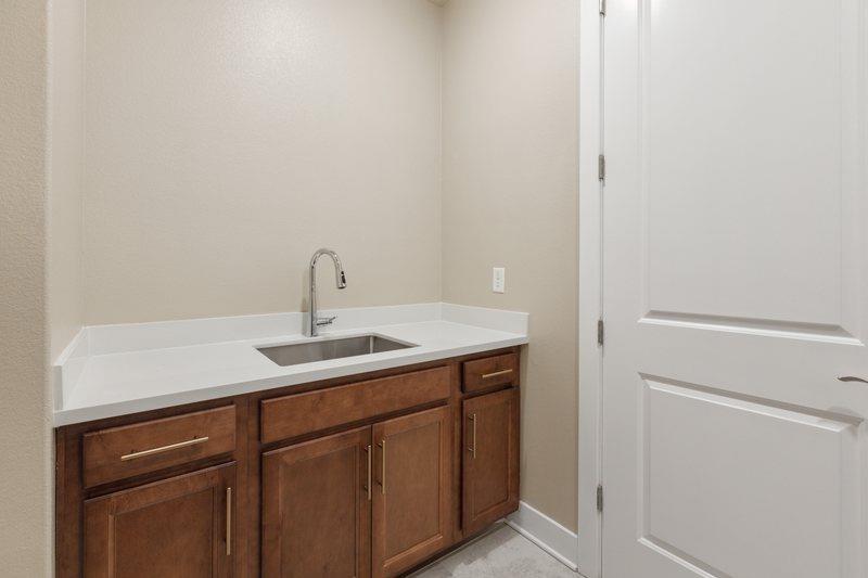 Detail Gallery Image 21 of 60 For 14917 View Terrace Ct, Folsom,  CA 95630 - 6 Beds | 4/1 Baths