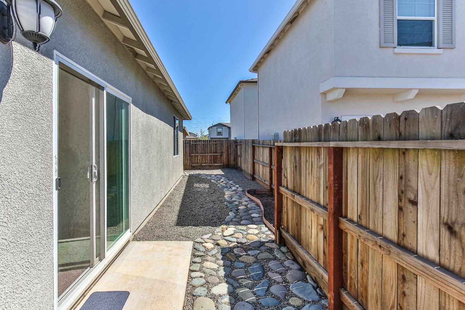Detail Gallery Image 33 of 33 For 1950 Manchester Dr, Linda,  CA 95901 - 3 Beds | 2 Baths