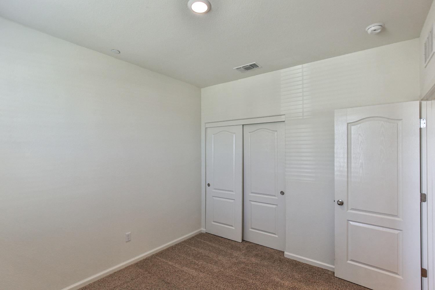Detail Gallery Image 17 of 33 For 1950 Manchester Dr, Linda,  CA 95901 - 3 Beds | 2 Baths