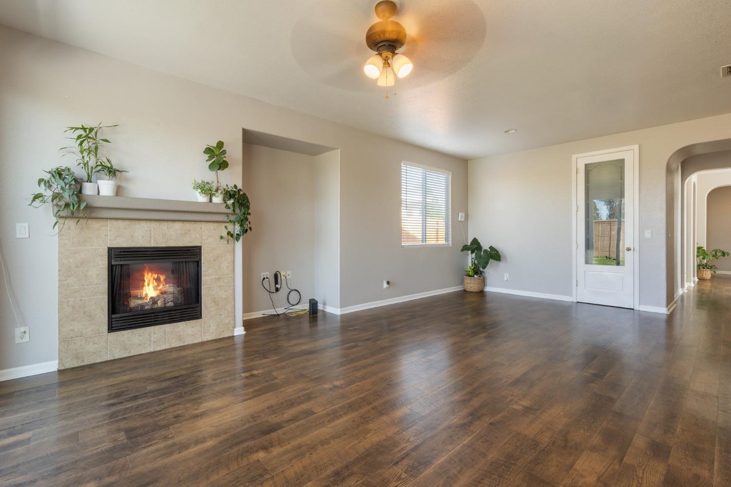 Detail Gallery Image 10 of 25 For 2189 August Way, Olivehurst,  CA 95961 - 3 Beds | 2 Baths